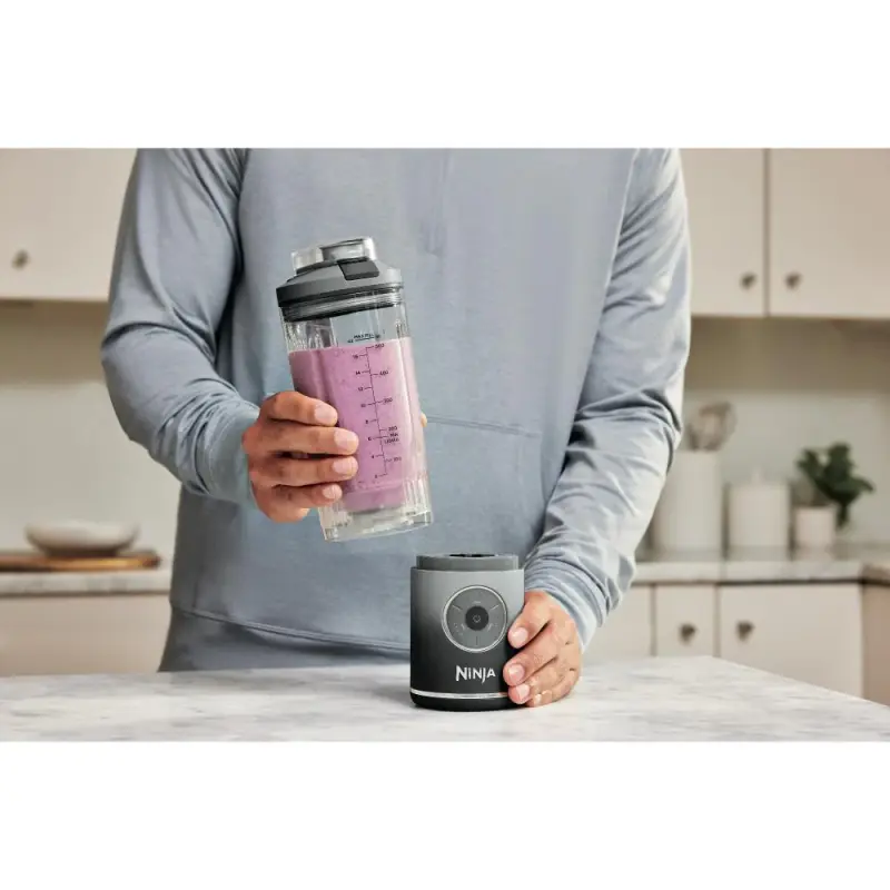 LICUADORA PORTÁTIL NINJA RECARGABLE BLAST COOL COLOR GREY BC251