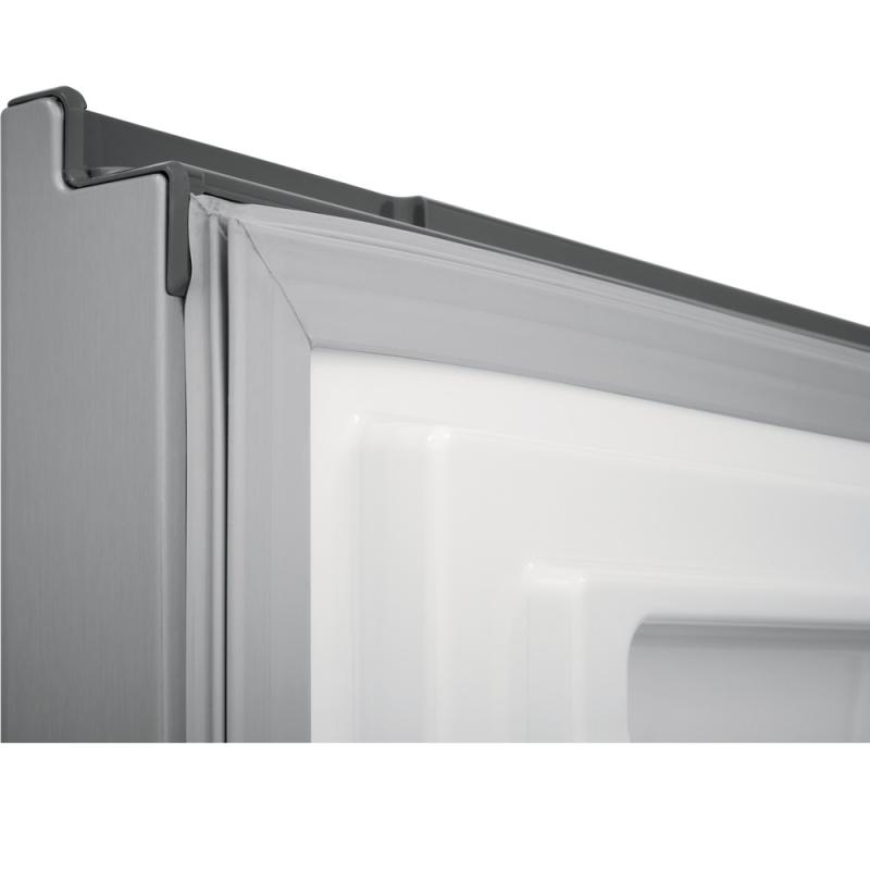 Frigidaire Congelador profesional de una puerta de 18.9cuft fpfu19f8