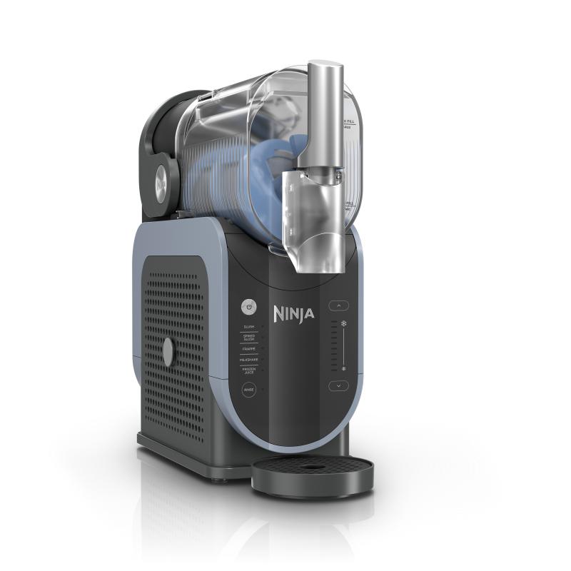 NINJA MAQUINA PROFESIONAL PARA PREPARAR BEBIDAS CONGELADAS SLUSHI DE 88OZ