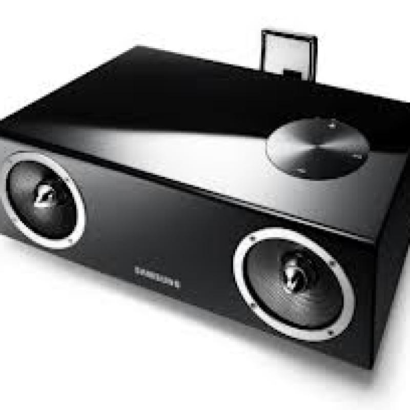 SAMSUNG BOCINA INALAMBRICA BLUETOOTH CON ACOPLAMIENTO DAE570